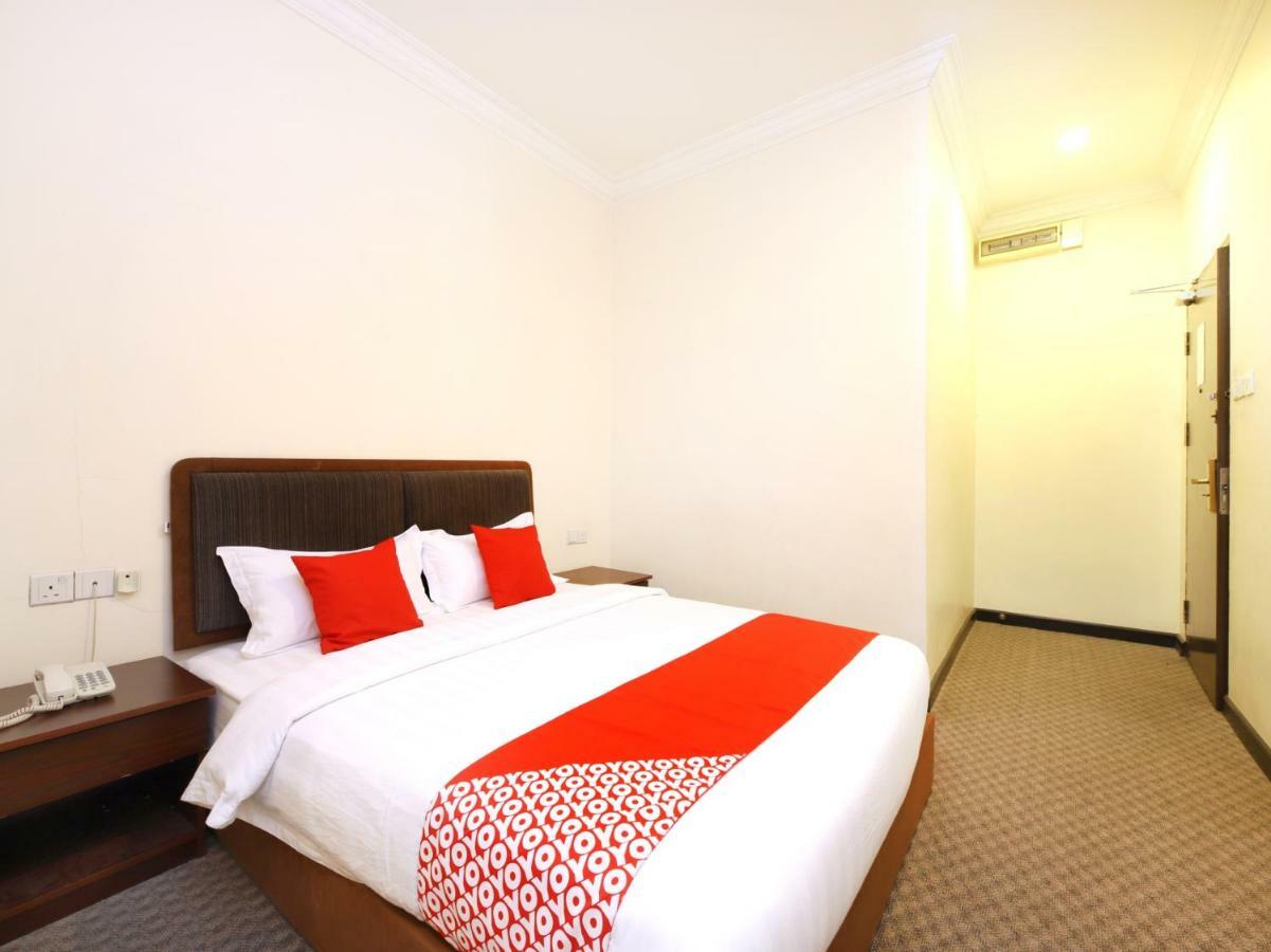 Oyo 750 Comfort Hotel Kota Kinabalu Exterior foto