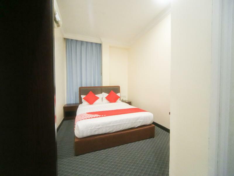 Oyo 750 Comfort Hotel Kota Kinabalu Exterior foto